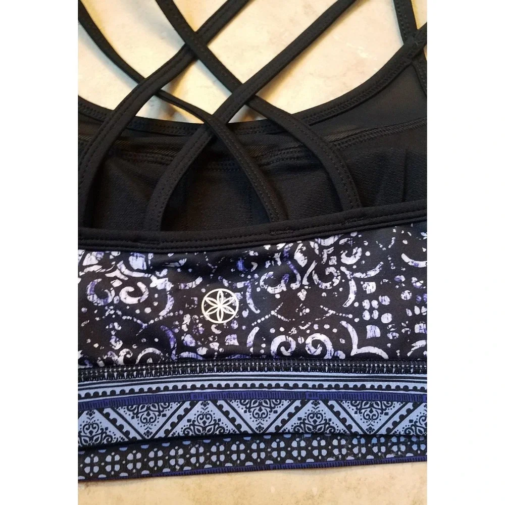 GAIAM Women Align Bra Medium Support Black Nova Print Removable Pads  XS‎ NEW